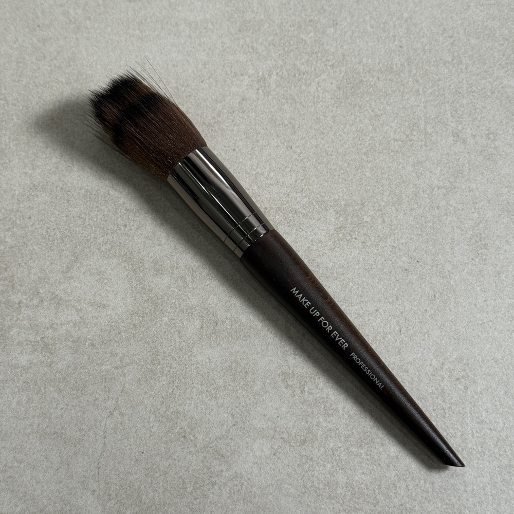 Make Up For Ever 122 Blending Brush